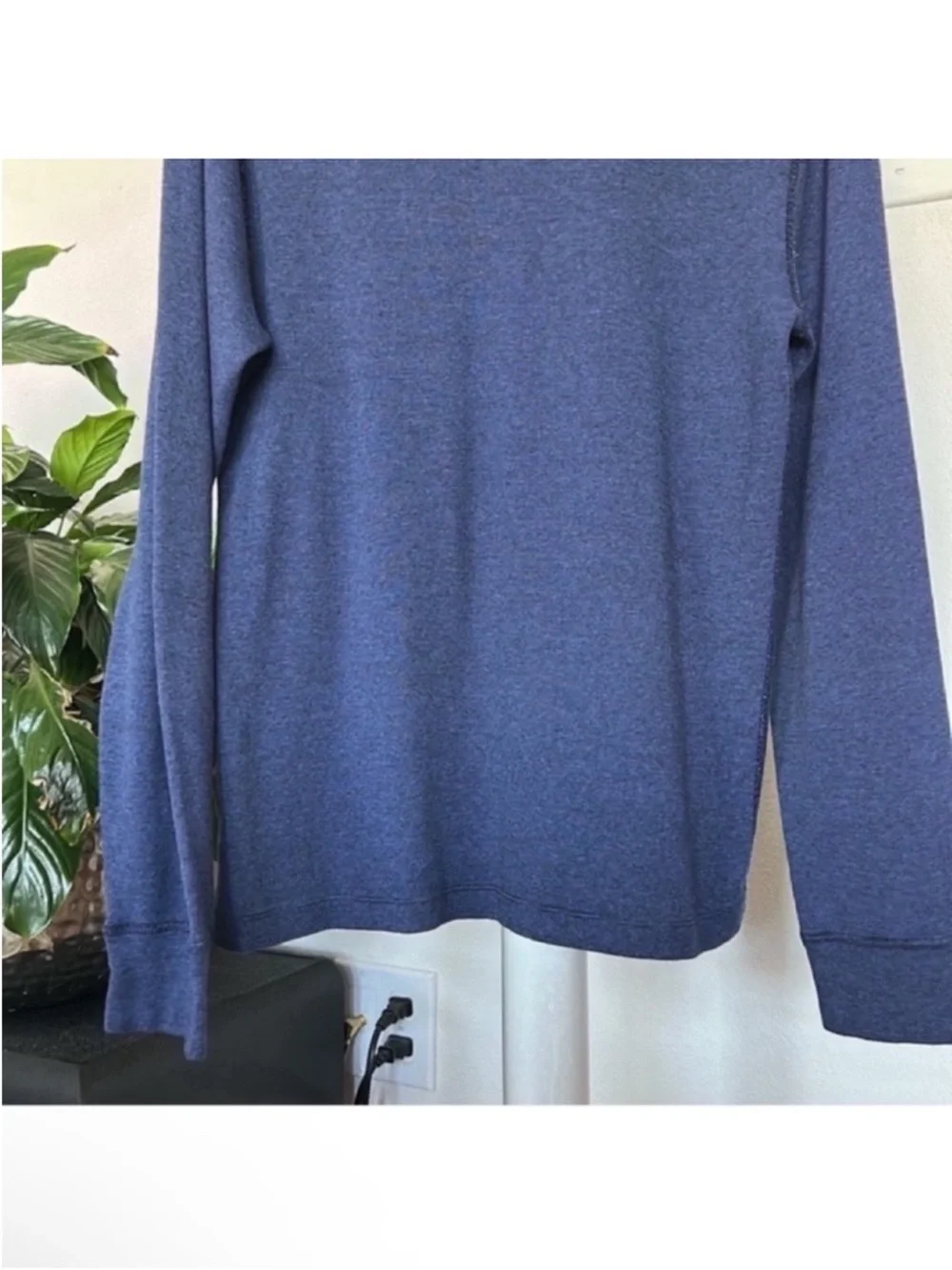 J. Crew Men’s Cotton Henley Shirt/Top Sz M Long Sleeves Soft Crew